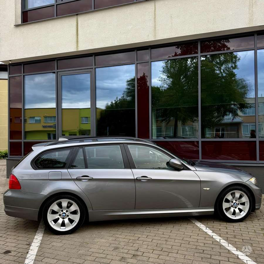 BMW 320, 2.0 l., wagon