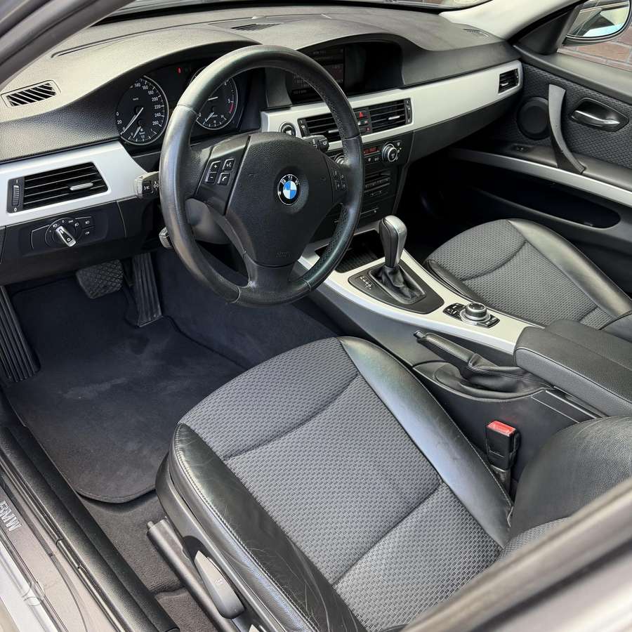 BMW 320, 2.0 l., Универсал
