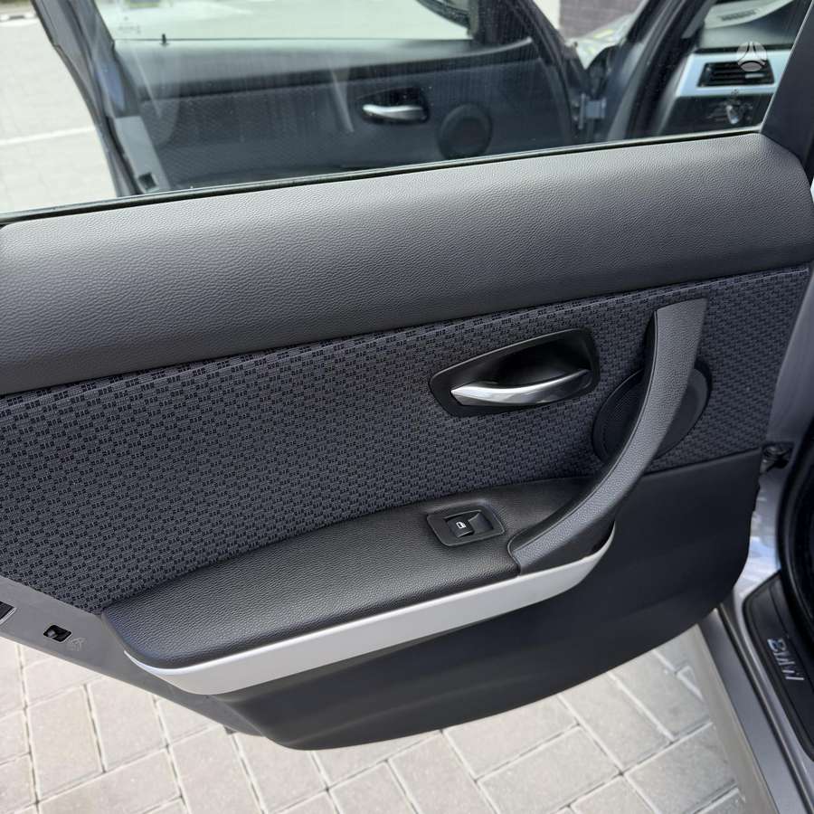 BMW 320, 2.0 l., universalas