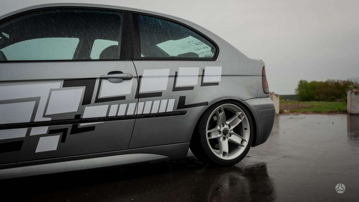 BMW 320, 2.0 l., Хэтчбек