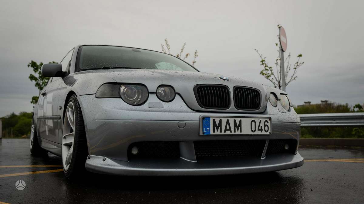 BMW 320, 2.0 l., Хэтчбек