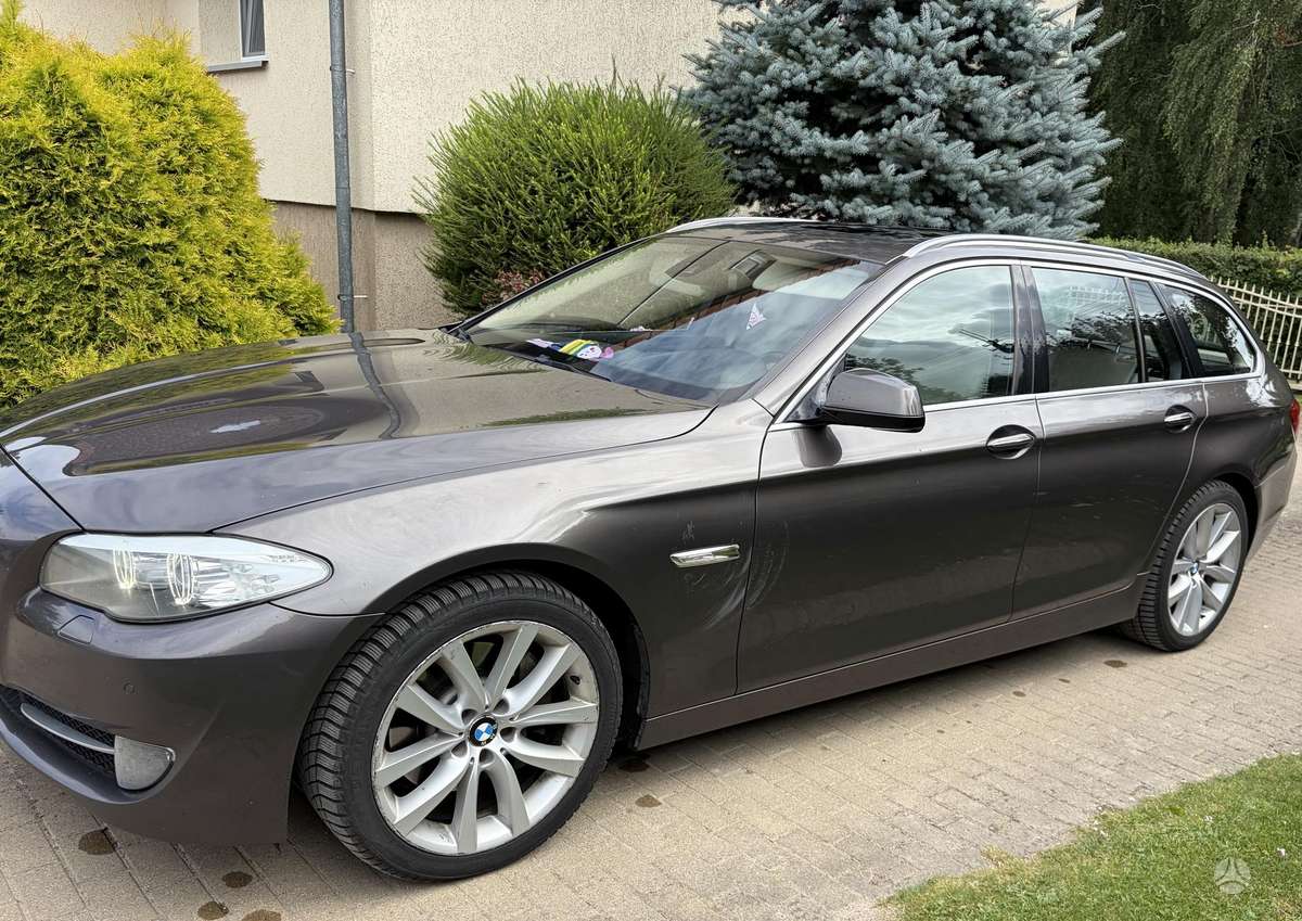 BMW 525, 2.0 l., universalas