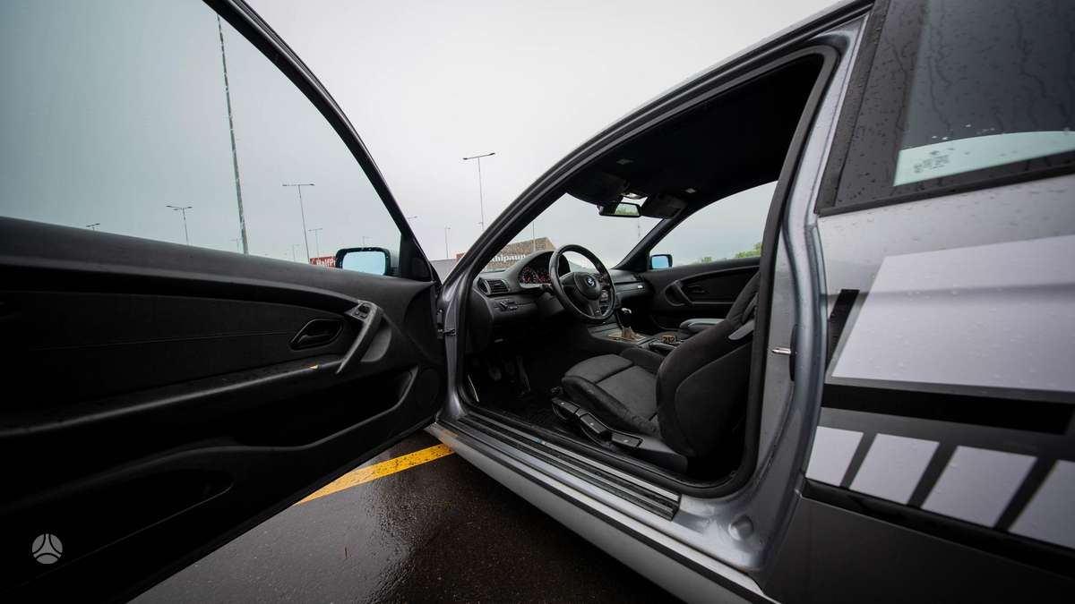 BMW 320, 2.0 l., Хэтчбек