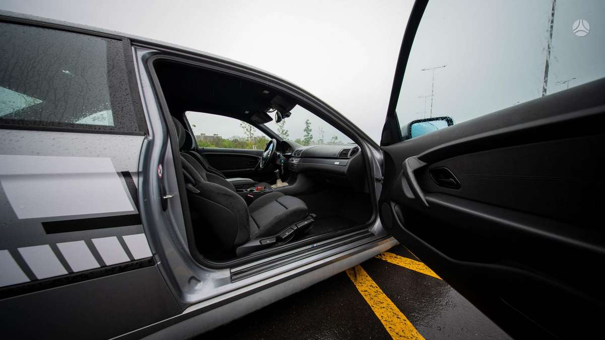 BMW 320, 2.0 l., Хэтчбек