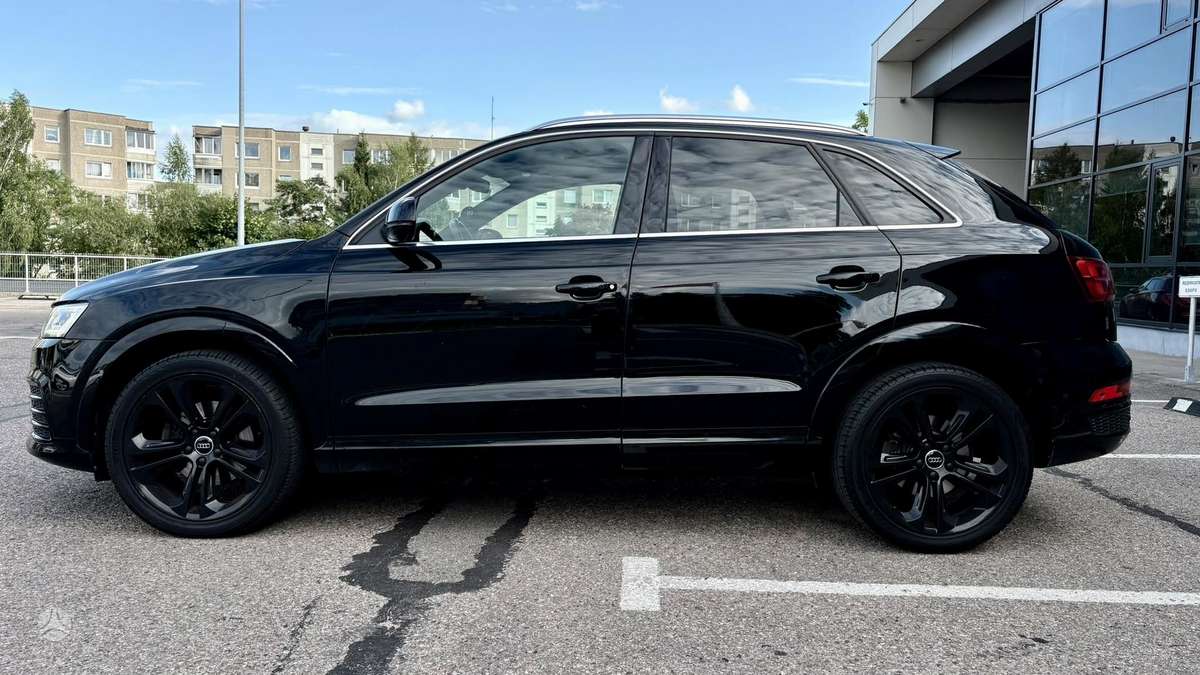 Audi Q3, 2.0 l., Внедорожник / Кроссовер