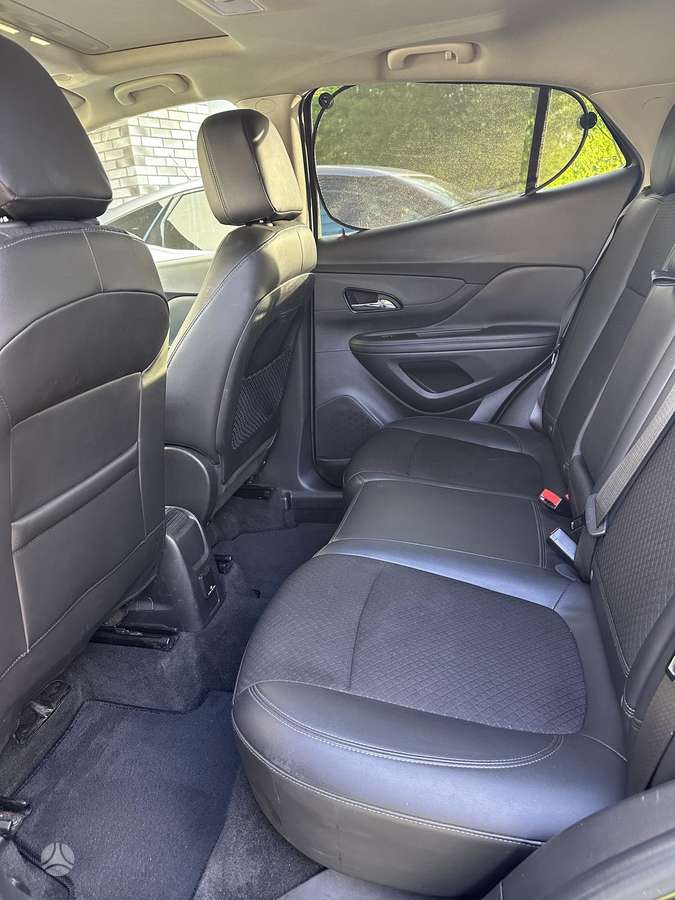 Buick Encore, 1.4 l., off-road / crossover