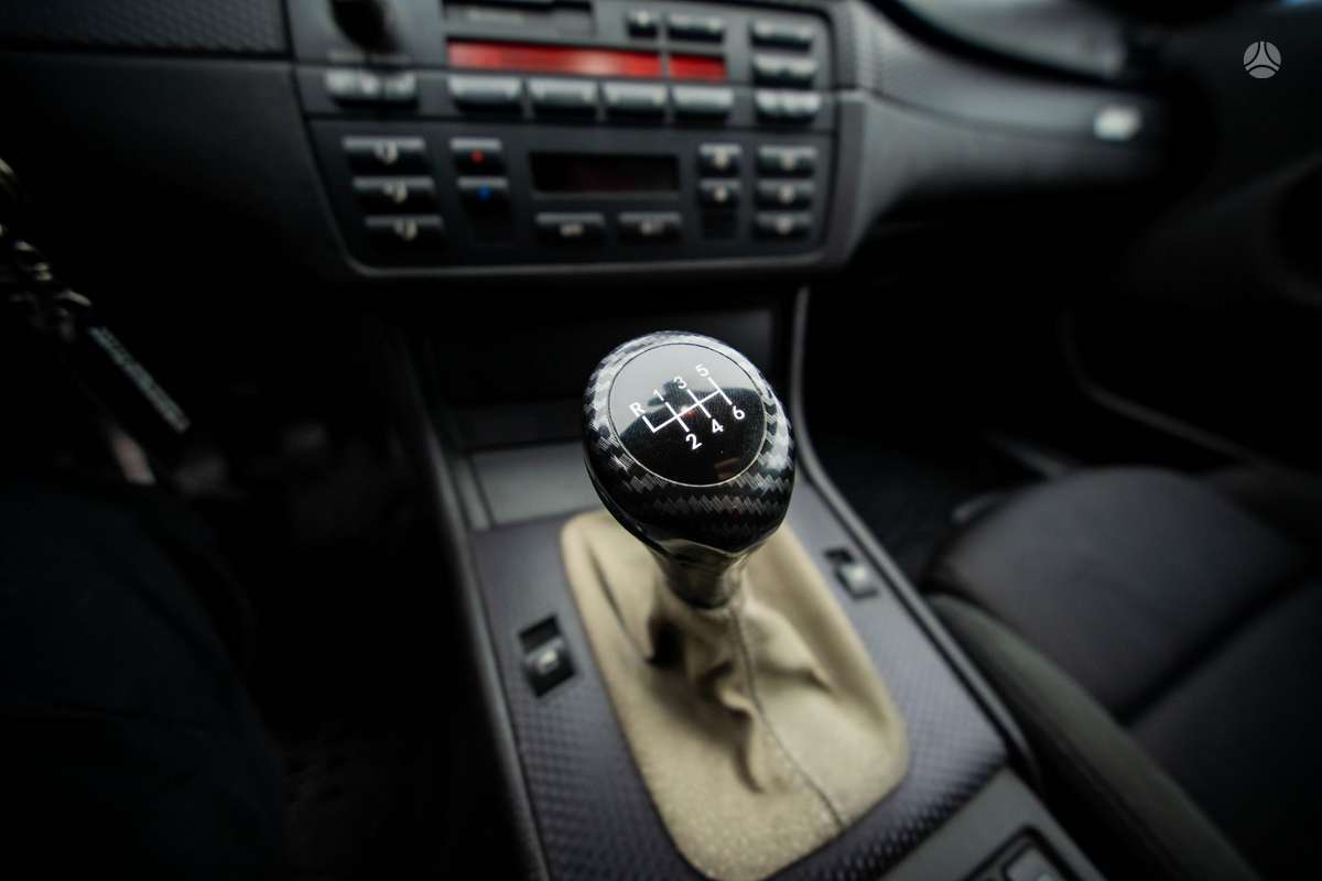 BMW 320, 2.0 l., Хэтчбек