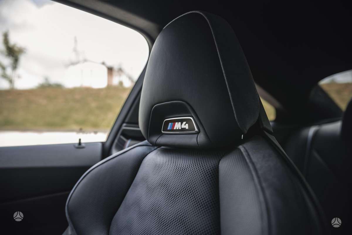BMW M4, 3.0 l., coupe