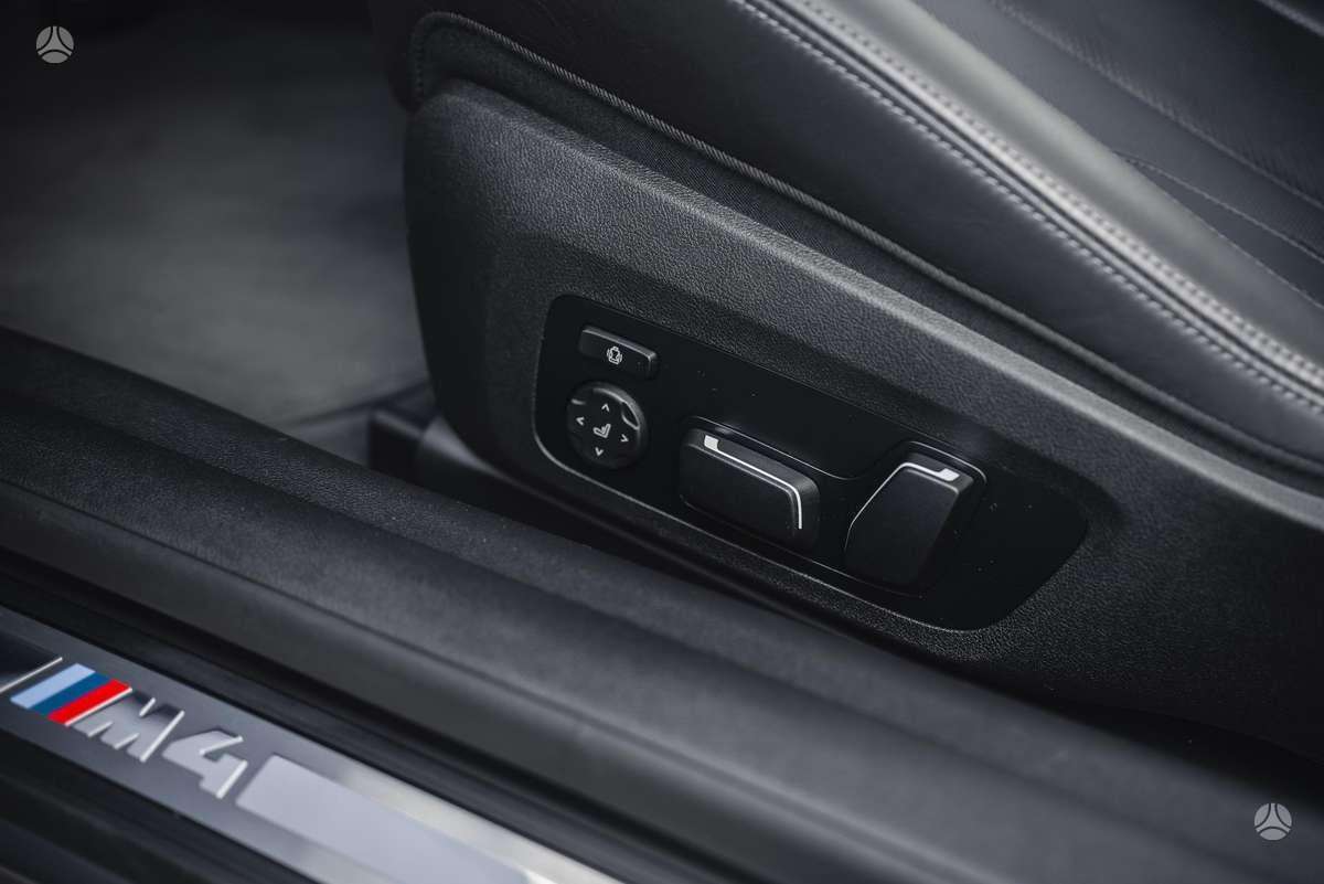 BMW M4, 3.0 l., coupe