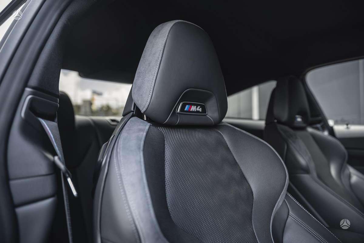 BMW M4, 3.0 l., coupe