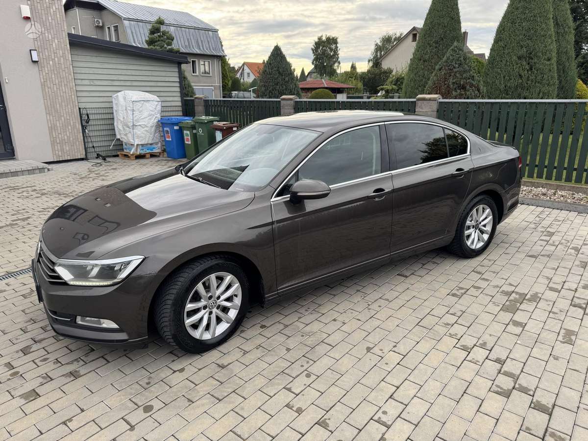 Volkswagen Passat - 2