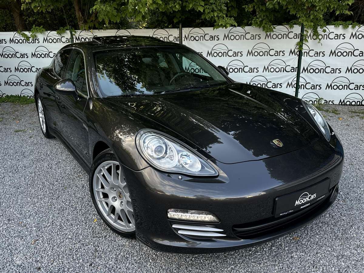 Porsche Panamera, 4.8 l., hatchback