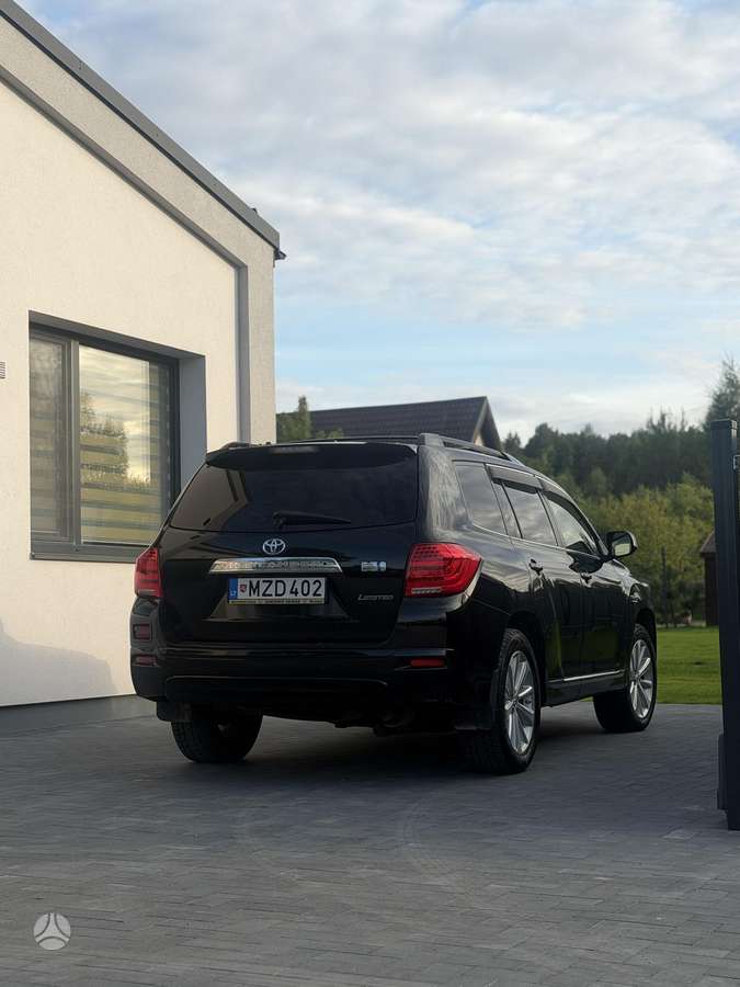 Toyota Highlander - 3