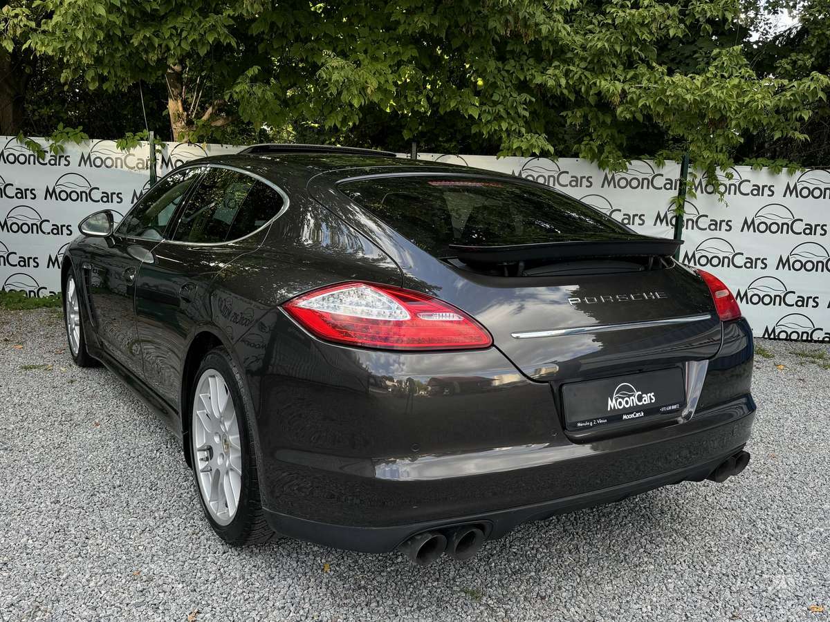 Porsche Panamera, 4.8 l., hatchback