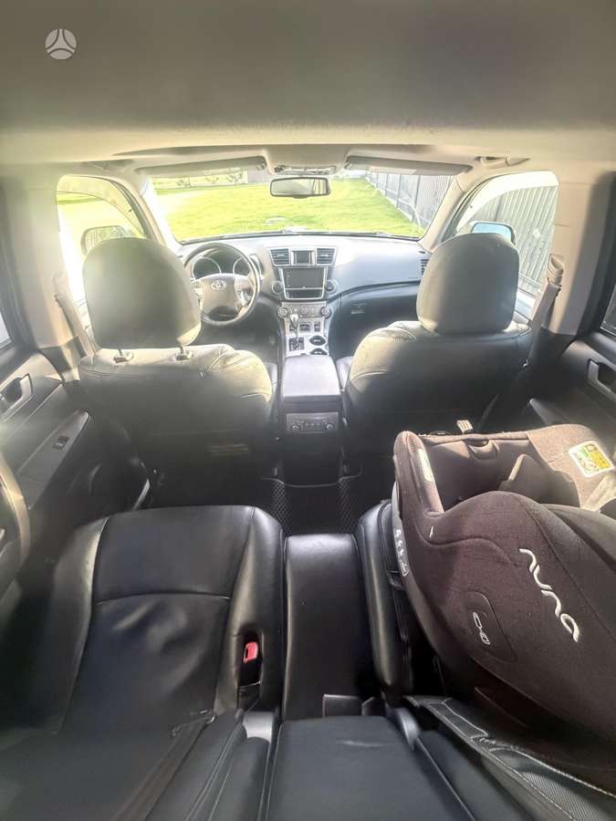 Toyota Highlander - 8