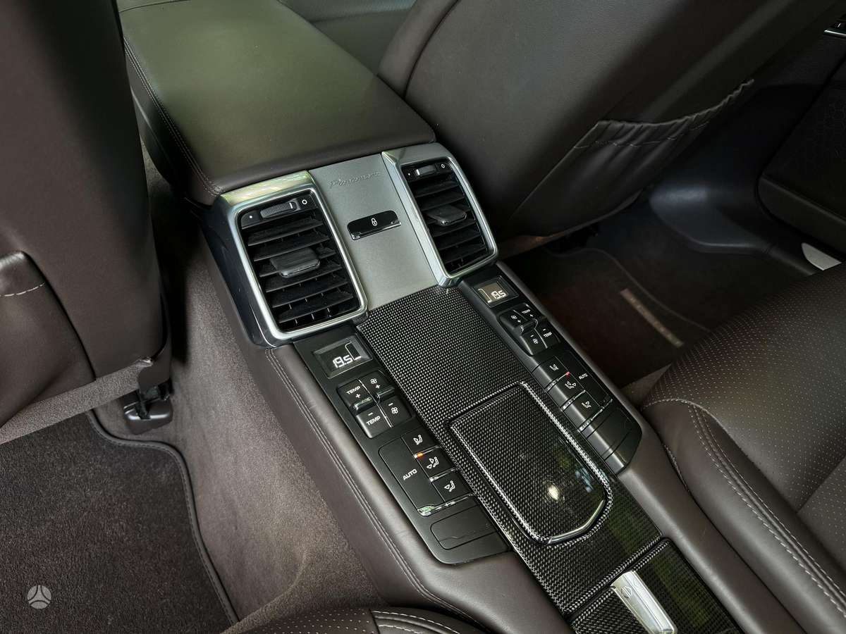 Porsche Panamera, 4.8 l., hatchback