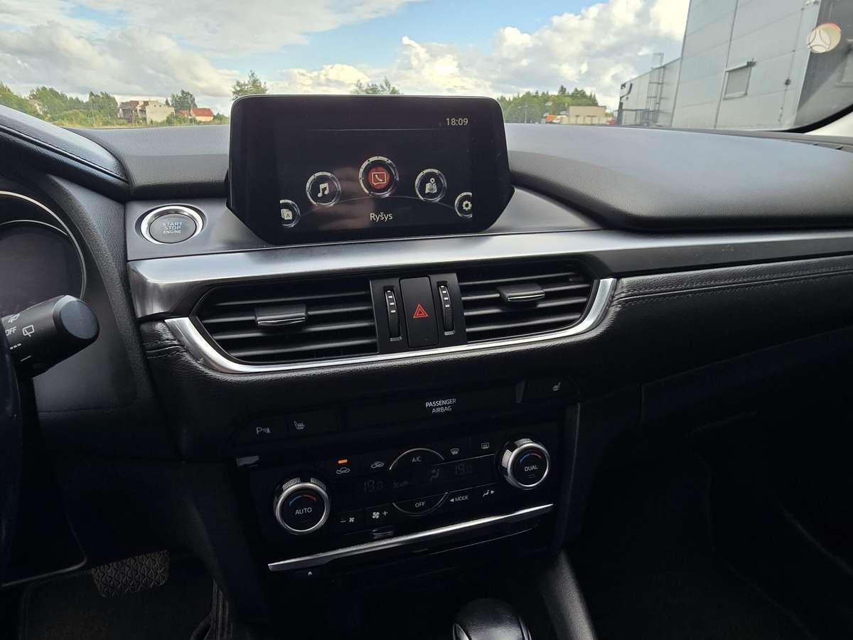 Mazda 6, 2.2 l., universalas