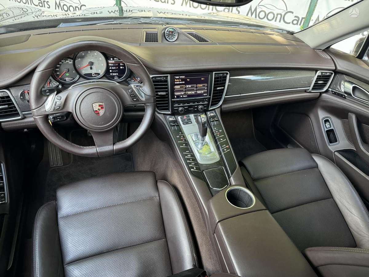 Porsche Panamera, 4.8 l., hatchback