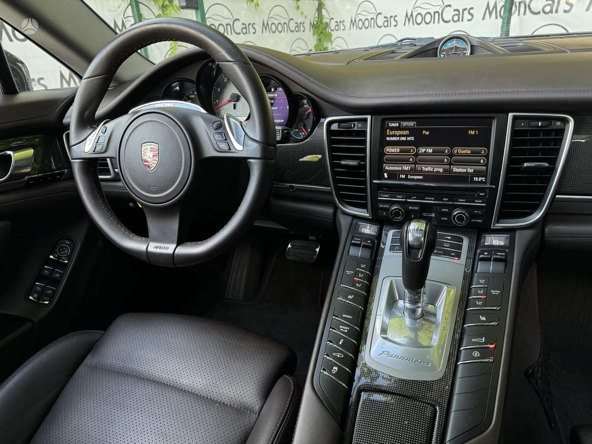 Porsche Panamera, 4.8 l., hatchback