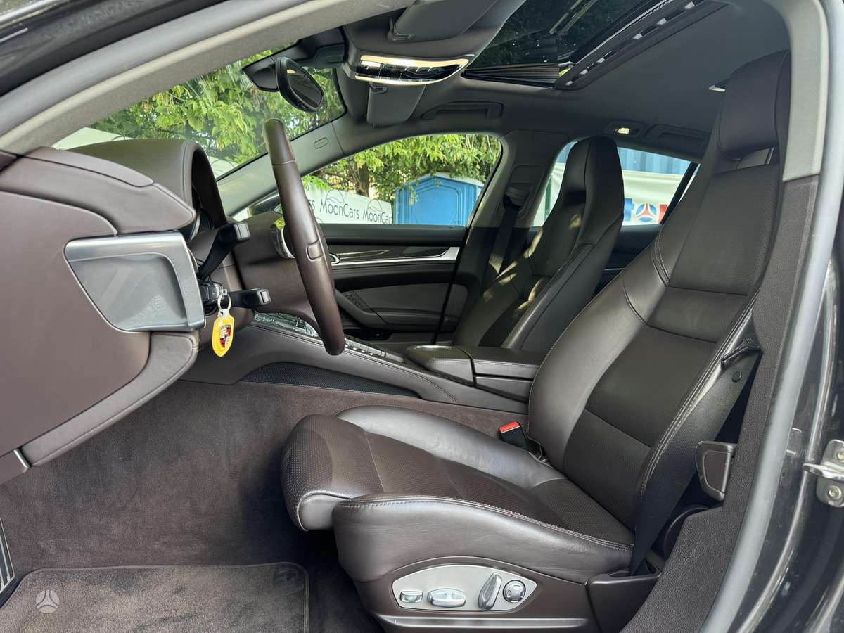 Porsche Panamera, 4.8 l., hatchback