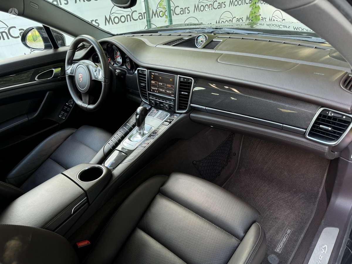 Porsche Panamera, 4.8 l., hatchback