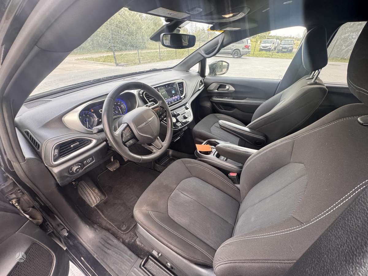 Chrysler Pacifica, 3.6 l., Минивэн
