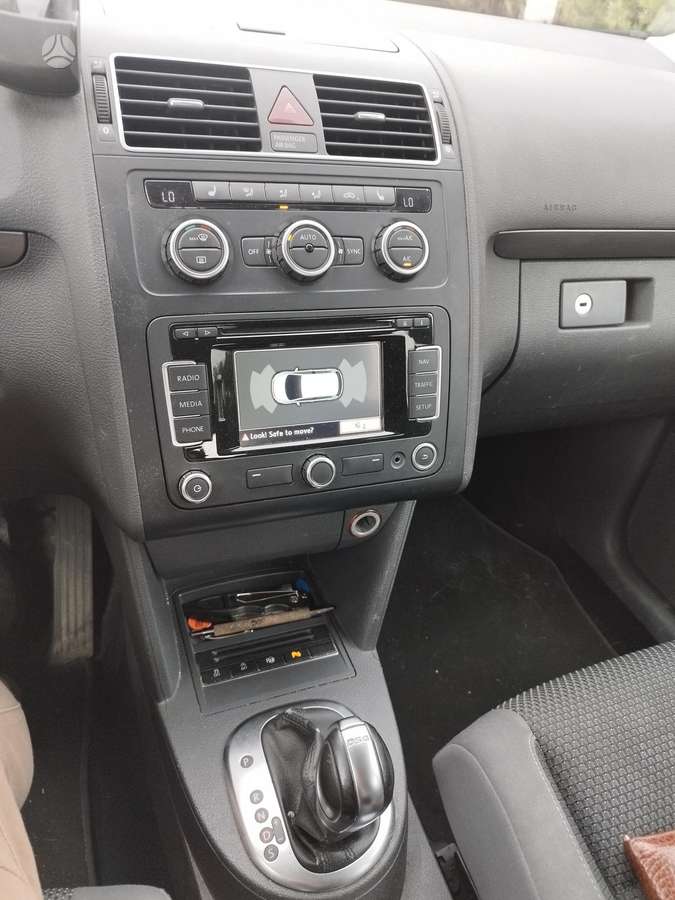 Volkswagen Touran - 7