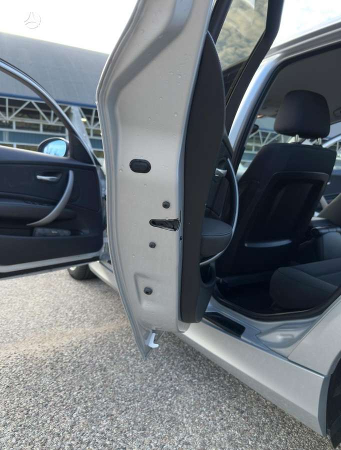 BMW 118, 2.0 l., hatchback
