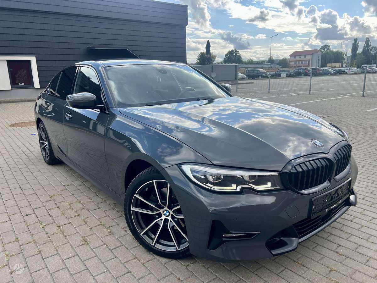 BMW 320, 2.0 l., Седан