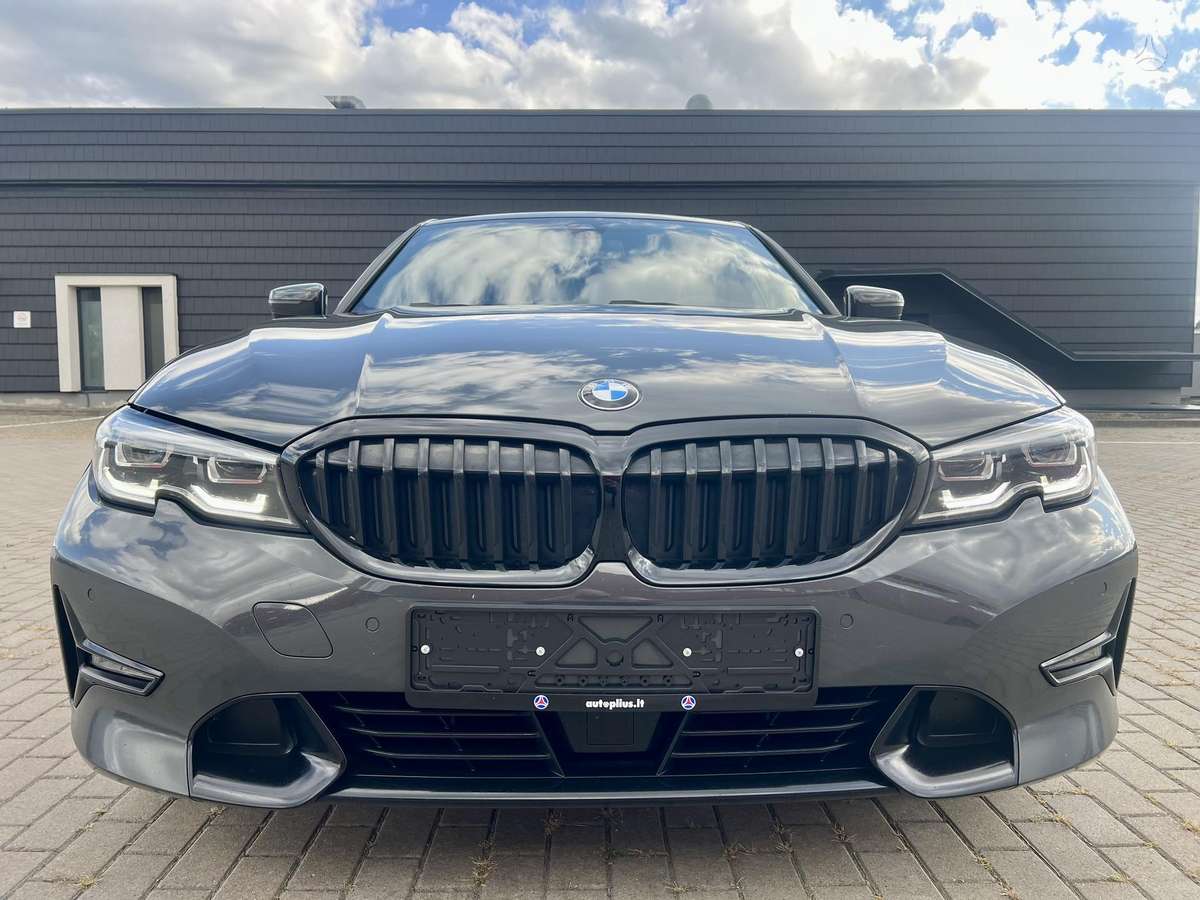 BMW 320, 2.0 l., Седан