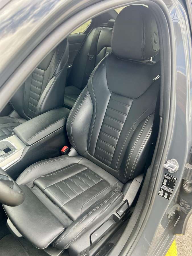 BMW 320, 2.0 l., Седан