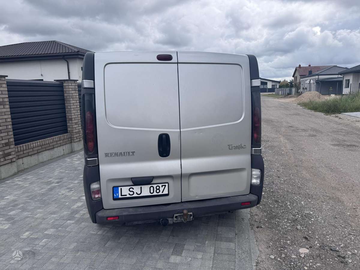 Renault Trafic, cargo van