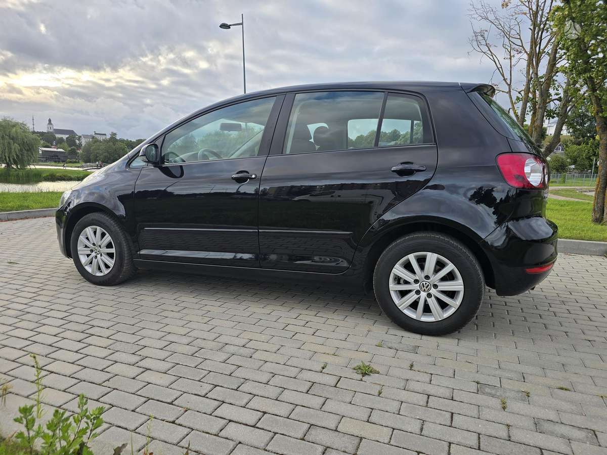 Volkswagen Golf Plus - 9