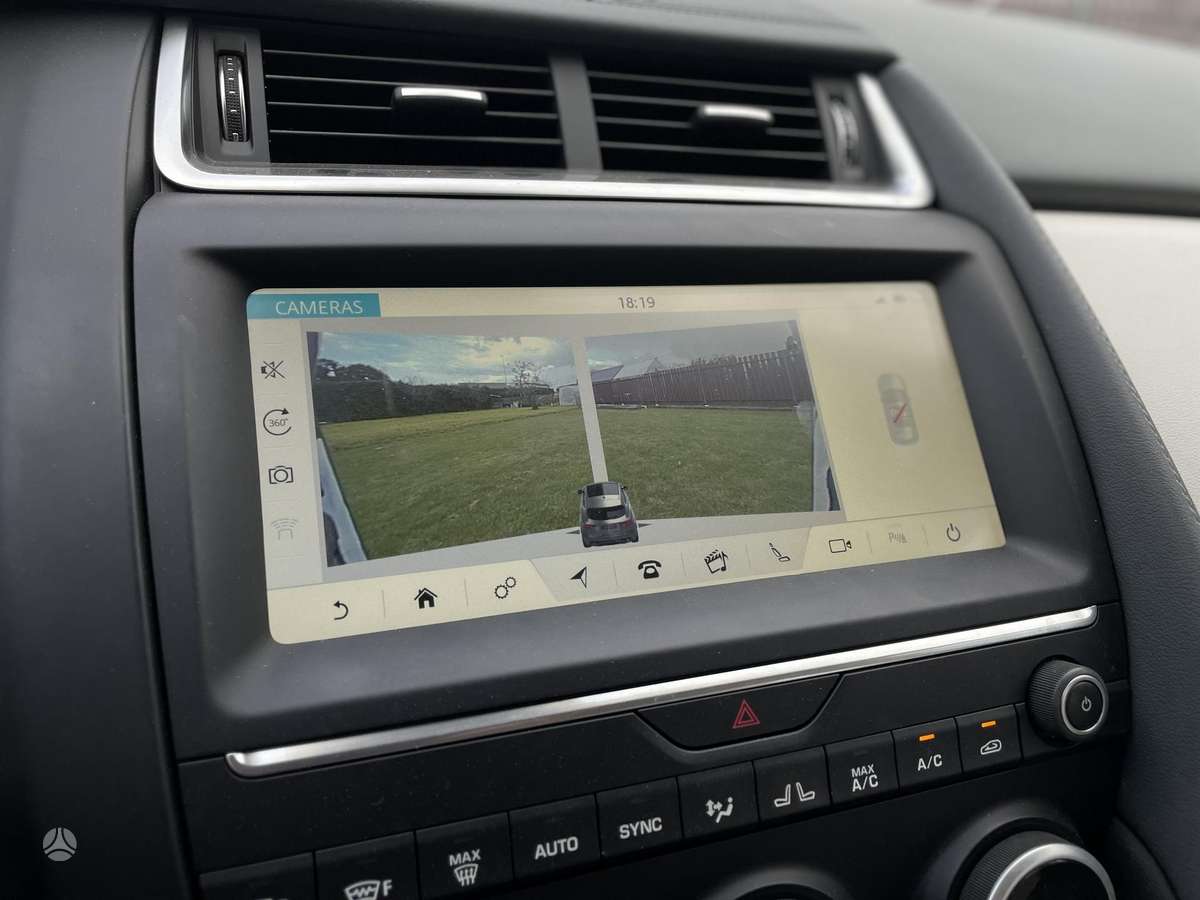 Jaguar E-Pace, 2.0 l., Внедорожник / Кроссовер