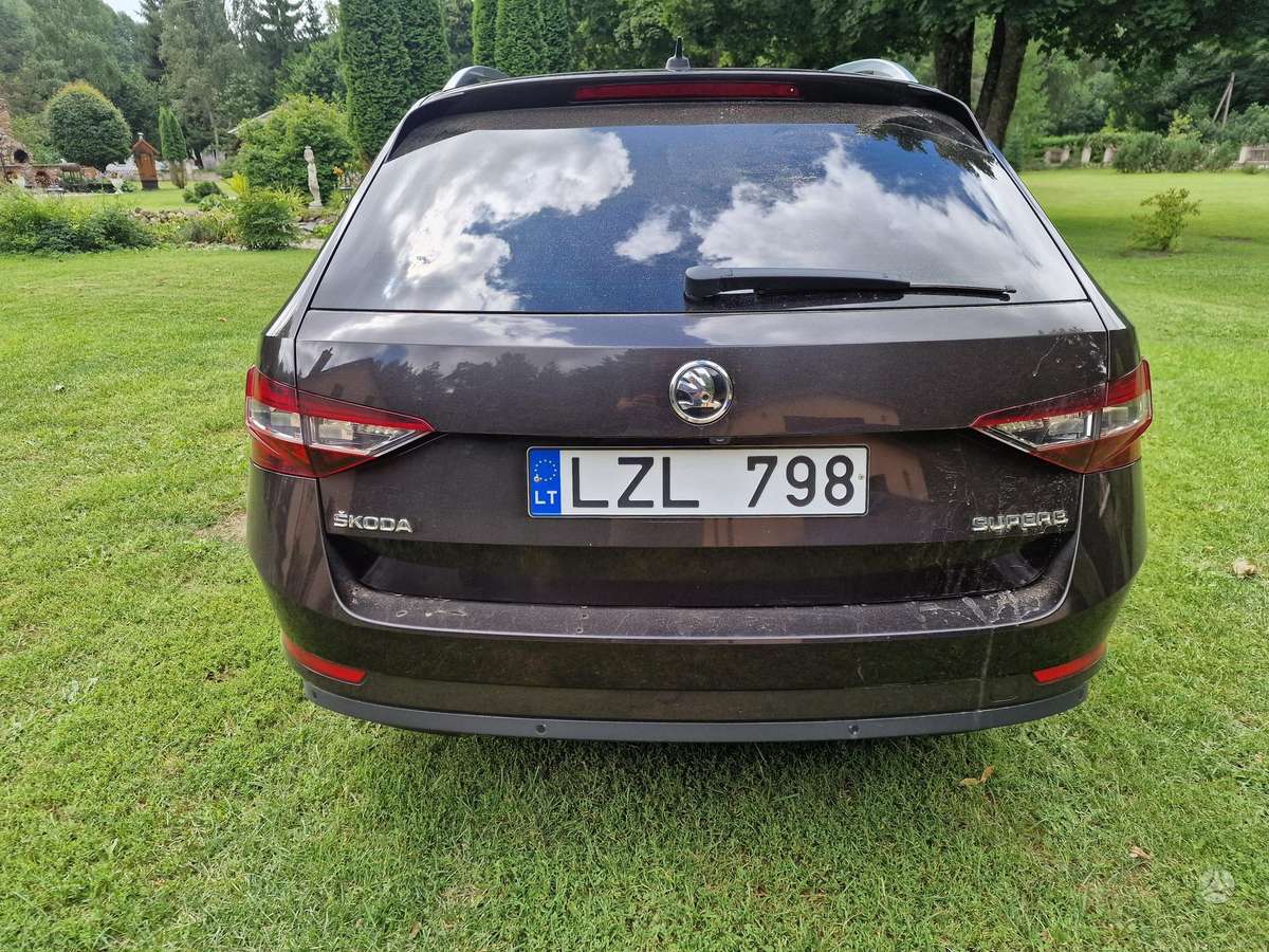 Škoda Superb - 7