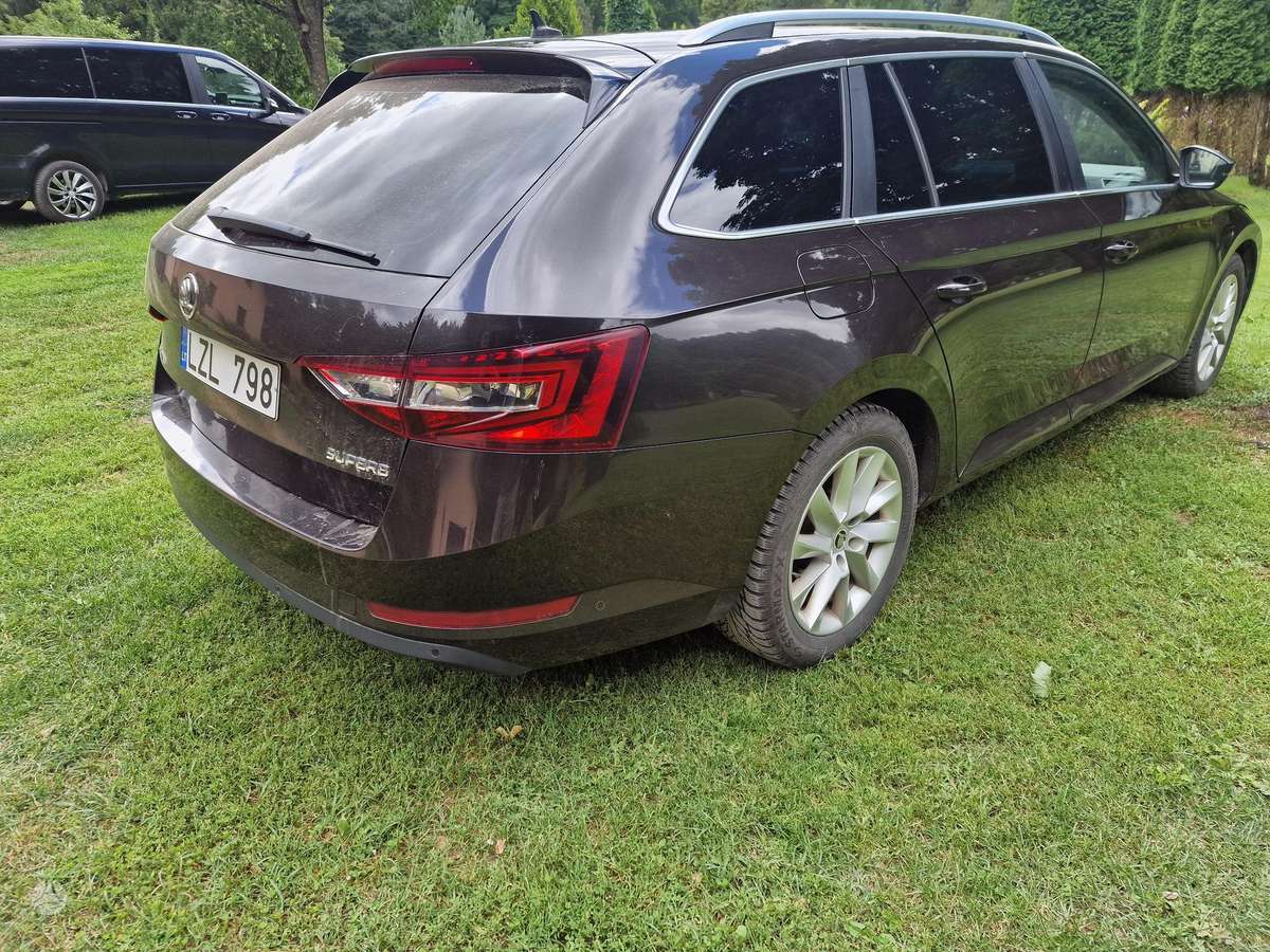 Skoda Superb, 1.6 l., Универсал