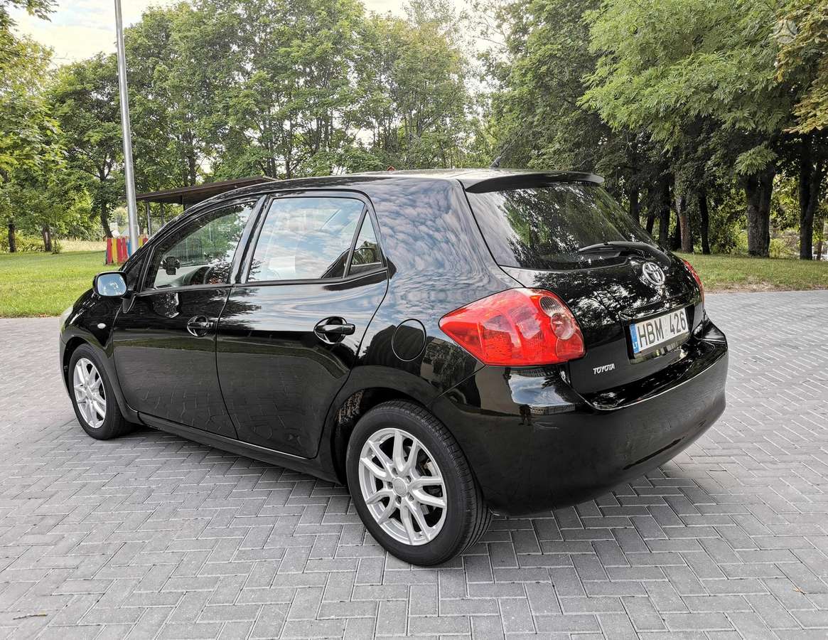 Toyota Auris, 2.0 l., hatchback