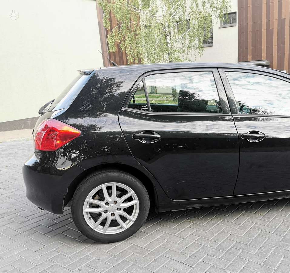 Toyota Auris, 2.0 l., hatchback