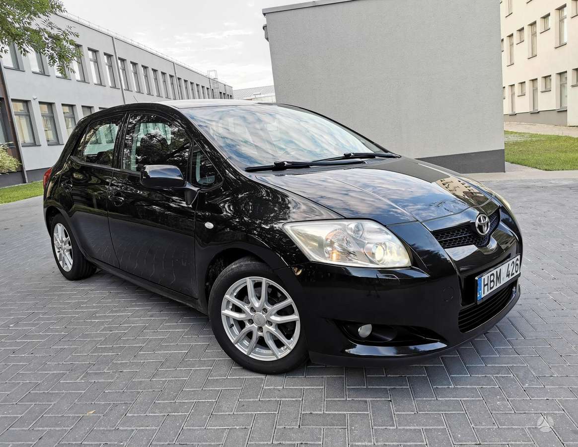 Toyota Auris, 2.0 l., hatchback