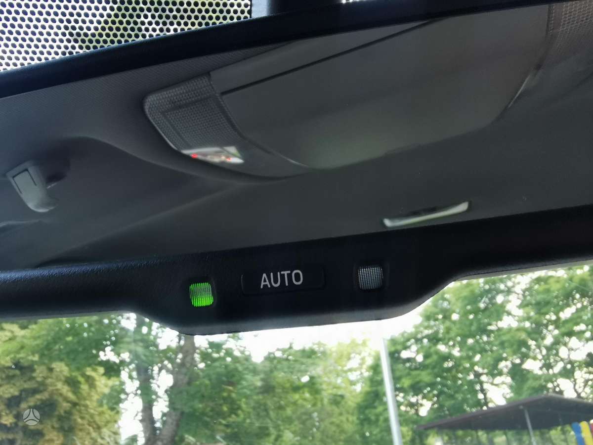 Toyota Auris, 2.0 l., hatchback