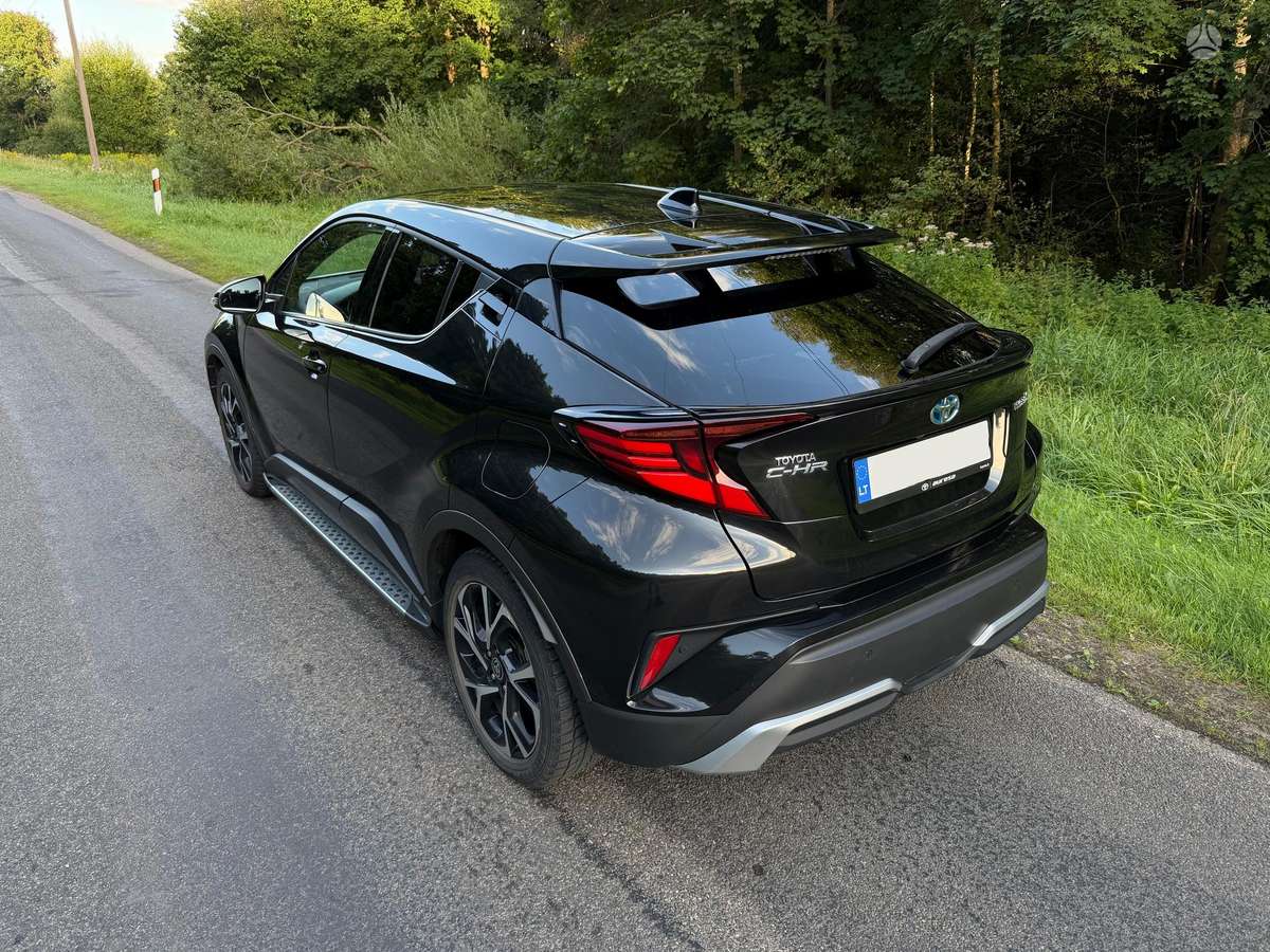 Toyota C-HR - 5