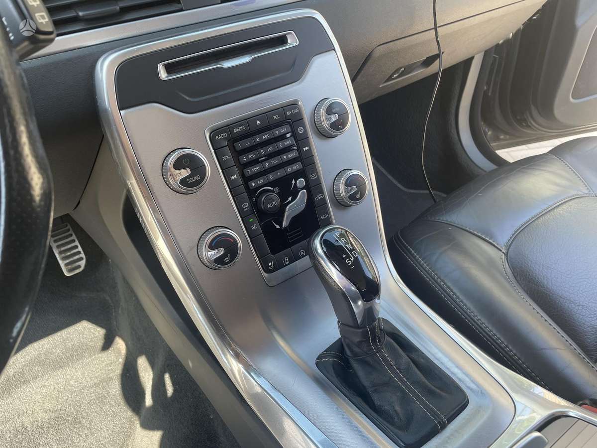 Volvo V70, 2.0 l., universalas