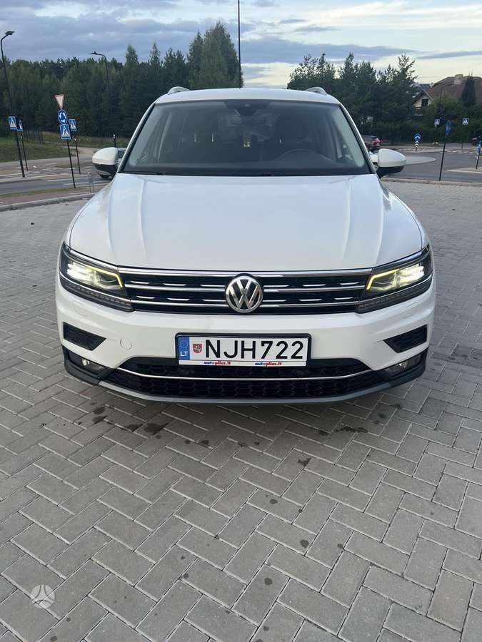 Volkswagen Tiguan - 4