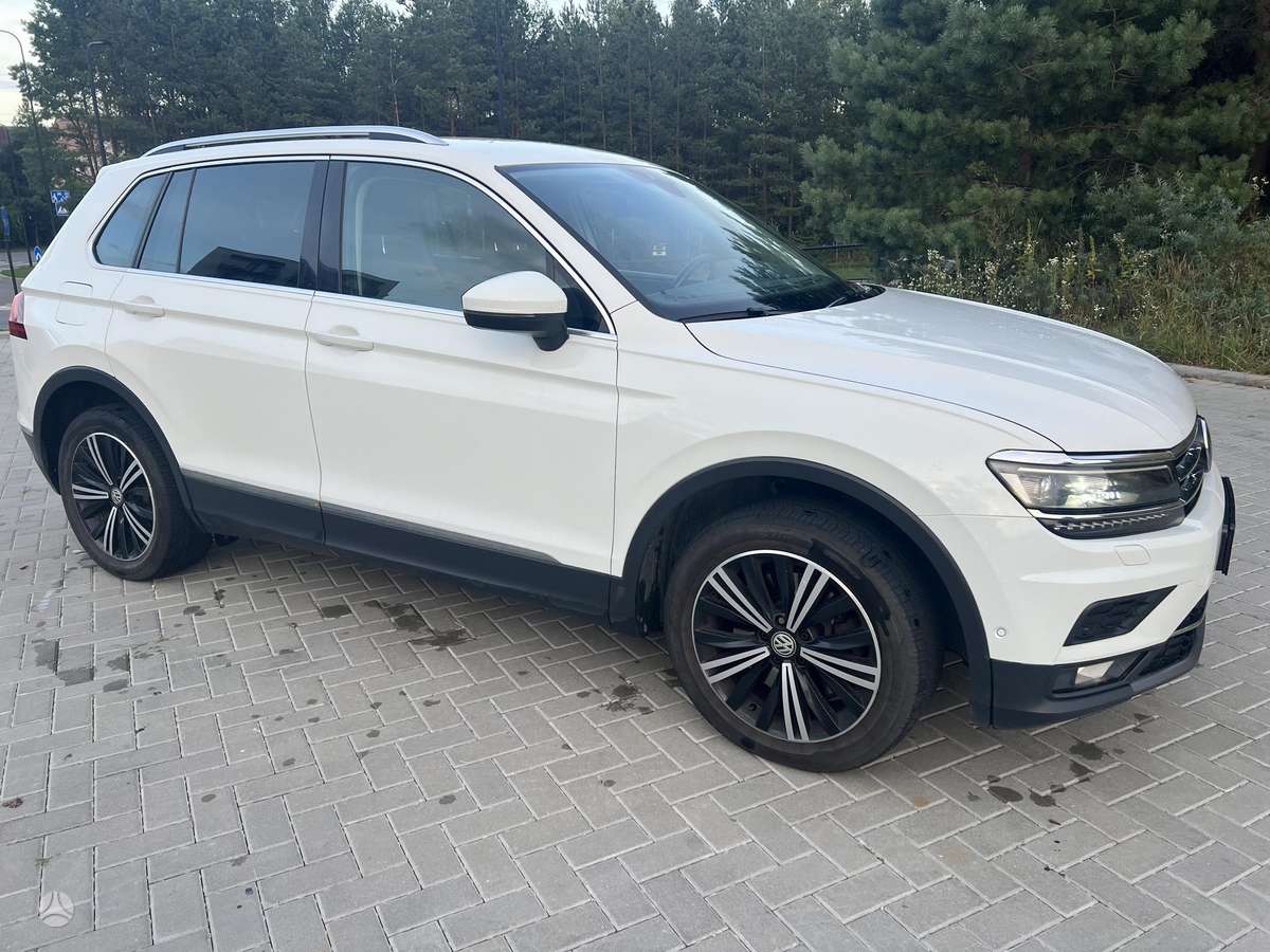 Volkswagen Tiguan - 5