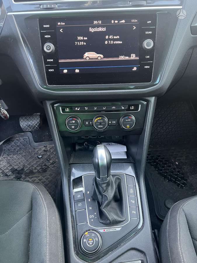 Volkswagen Tiguan - 6