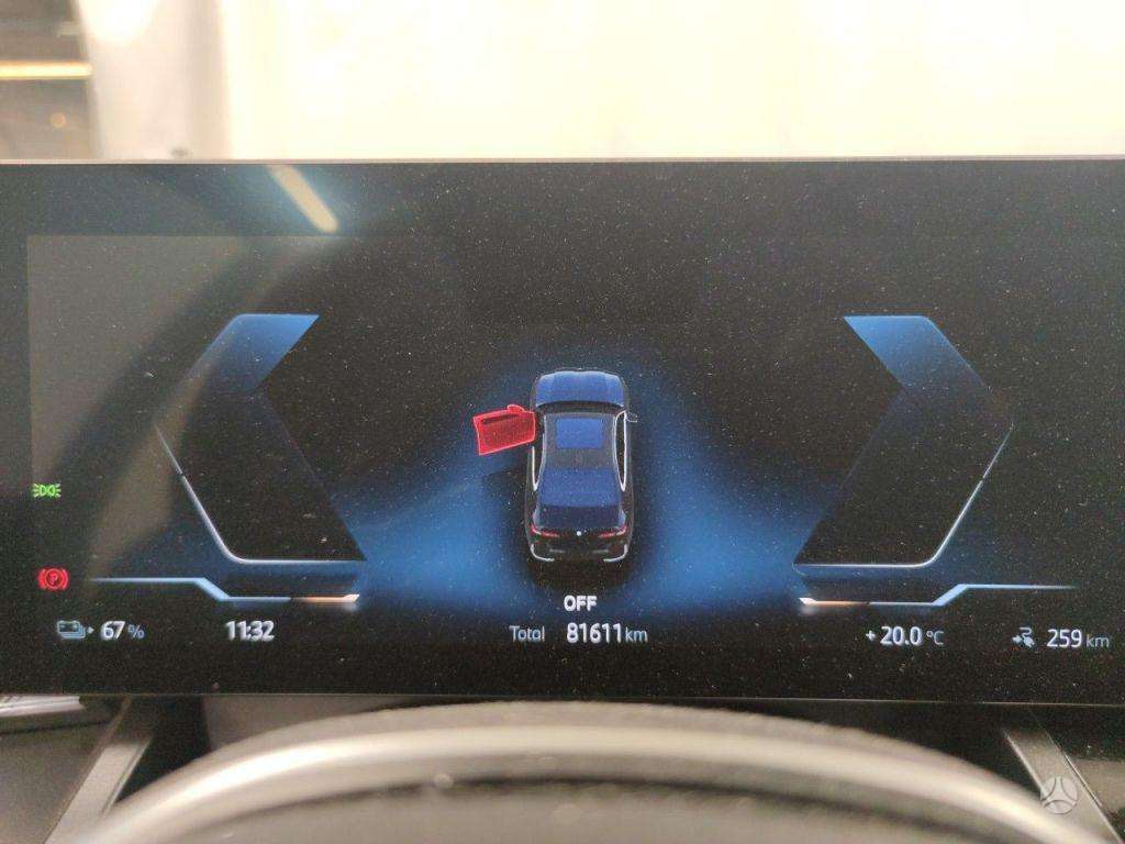 BMW i5, sedanas