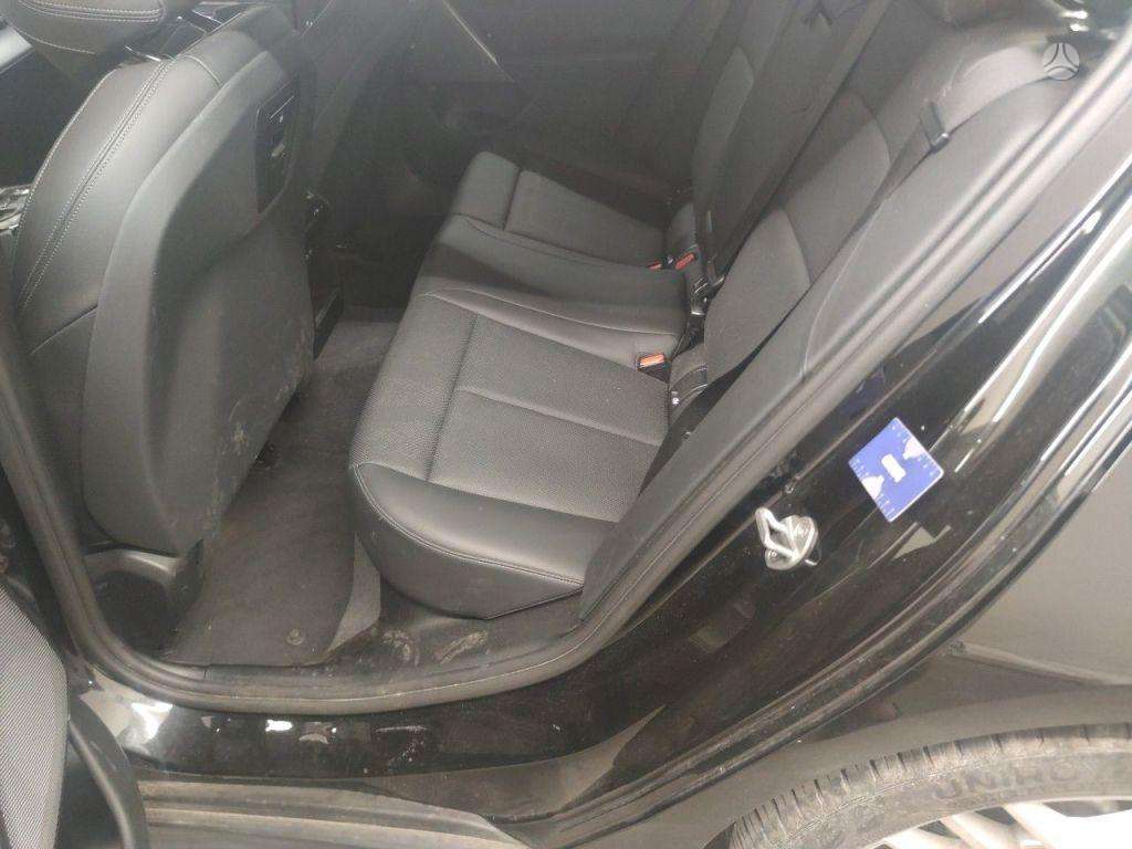BMW i5, sedanas