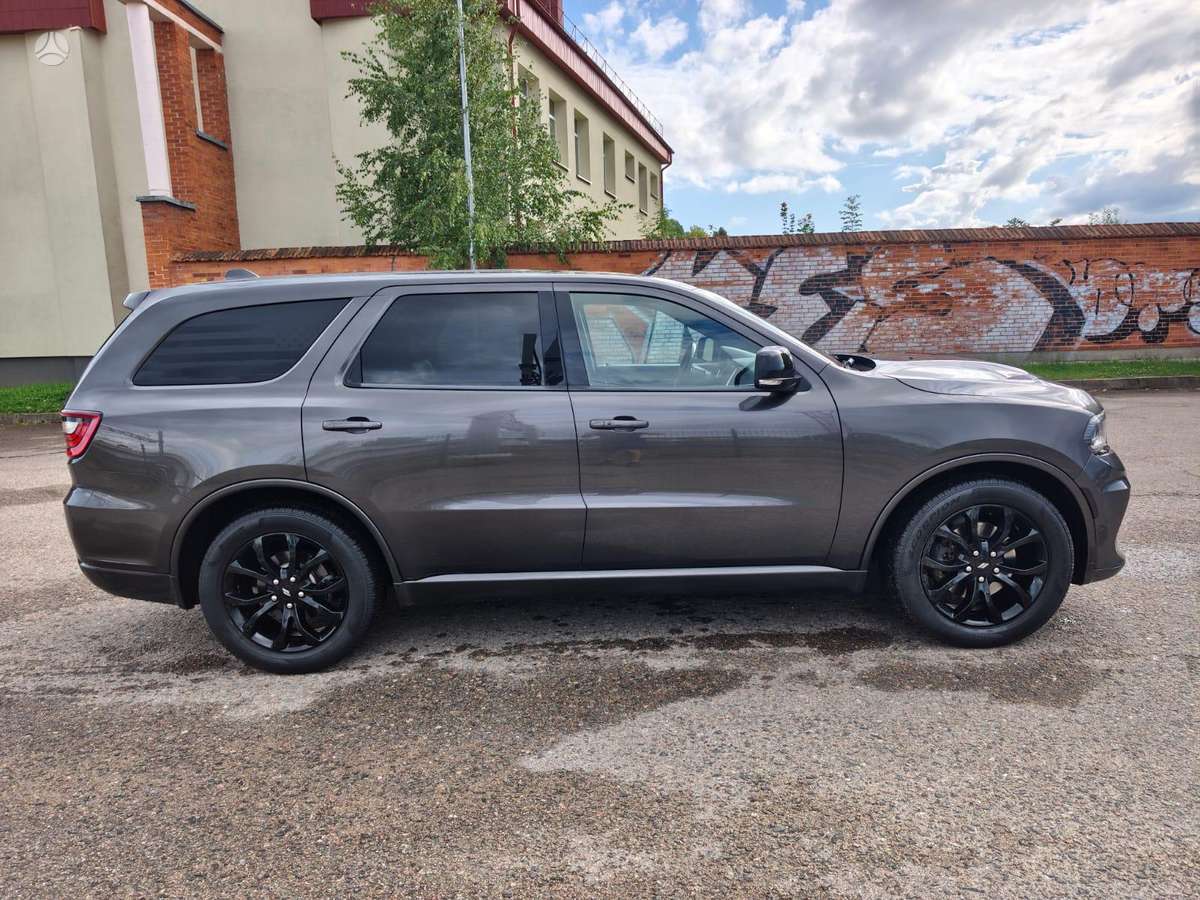 Dodge Durango, 5.7 l., off-road / crossover