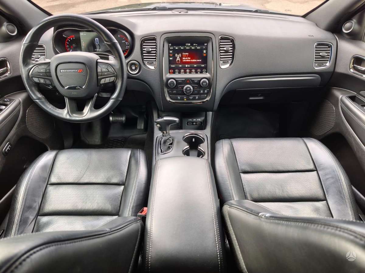 Dodge Durango, 5.7 l., off-road / crossover