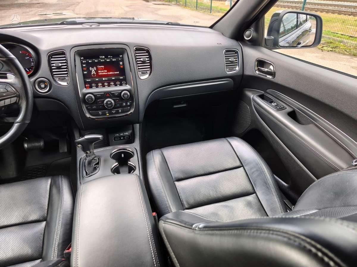 Dodge Durango, 5.7 l., off-road / crossover
